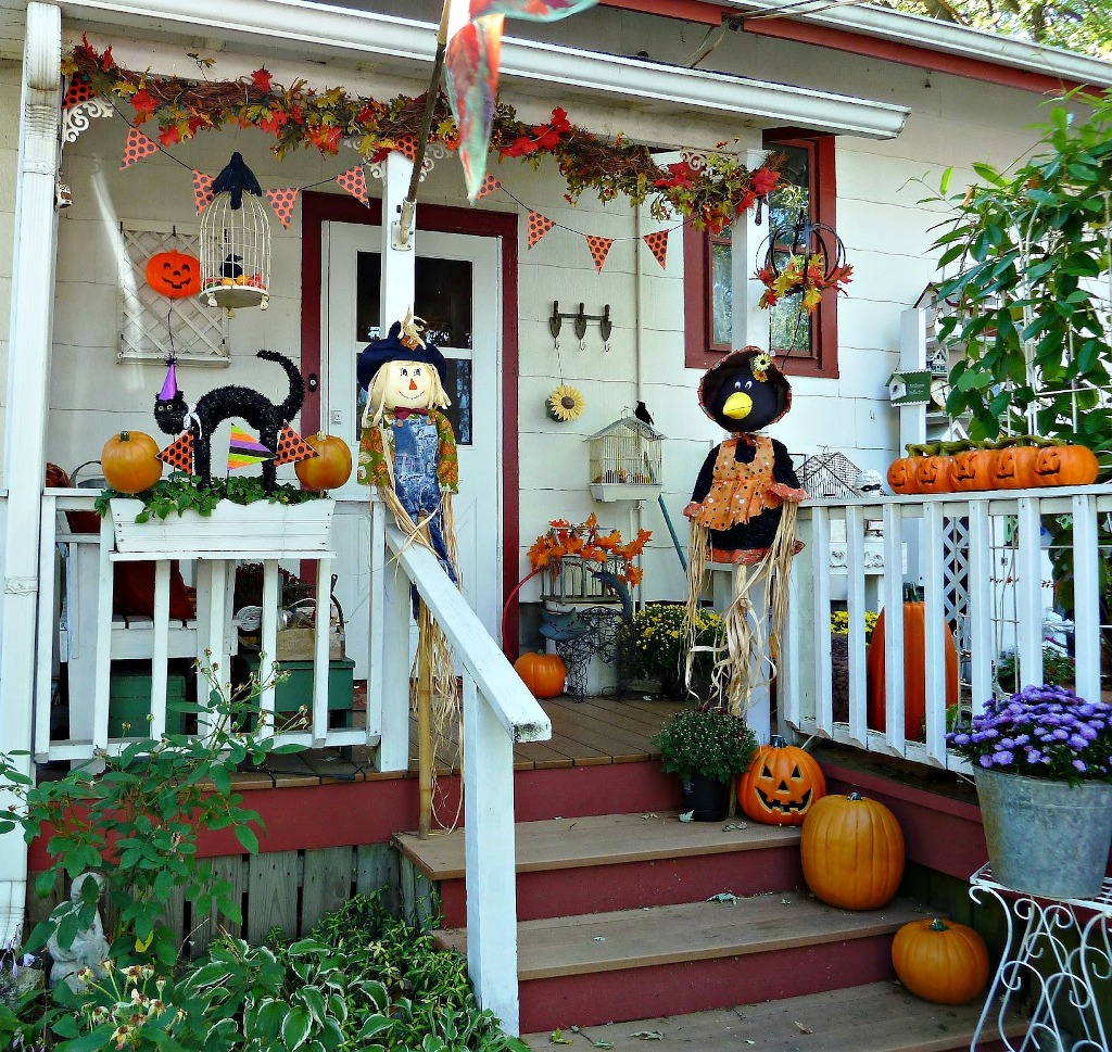 Porch Decorating